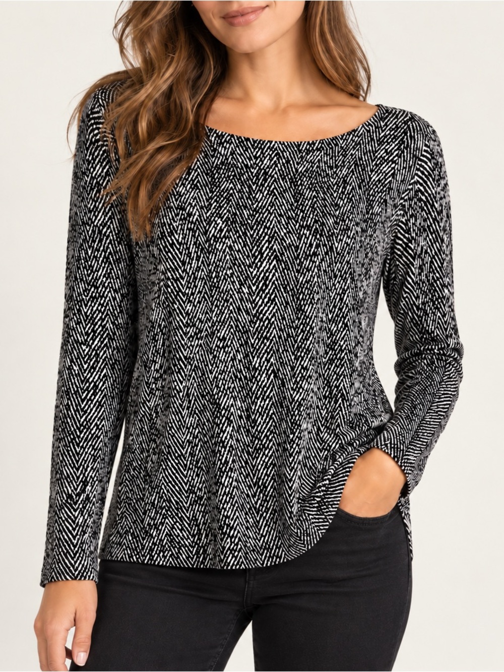 White House Black Market Black White Herringbone Lightweight Sweater Size S